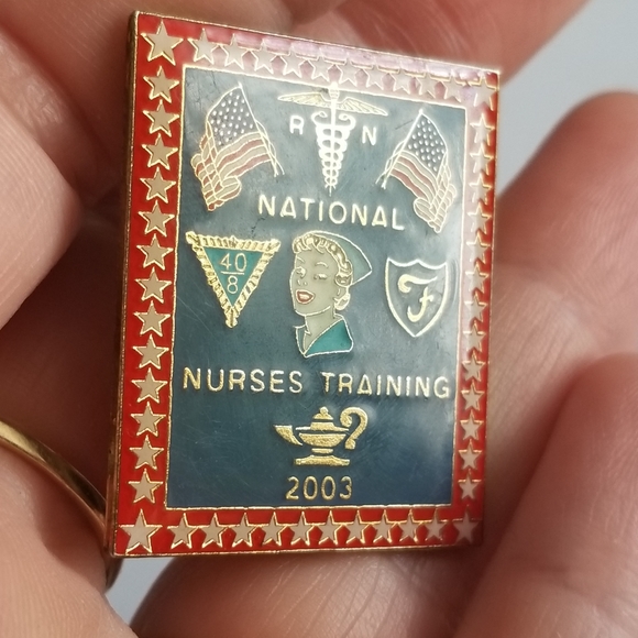 Vintage RN National Nurses Training 2003 enamel pin brooch Forty and Eight - Picture 5 of 7